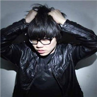 李琦qq头像_WWW.TQQA.COM