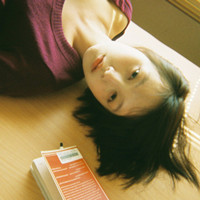 唯美略带伤感的女生头像_WWW.TQQA.COM