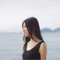 女生一个人孤单头像:唯美又伤感_WWW.TQQA.COM