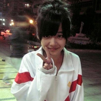 校服女子最美丽:可爱女生穿校服QQ头像_WWW.TQQA.COM