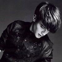 高清欧美男头像,明明爱你爱的想靠近_WWW.TQQA.COM