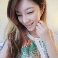 做一个明媚洒脱的女子:阳光明媚的大笑唯美女生_WWW.TQQA.COM
