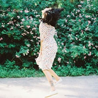 爱情渐渐褪去了颜色:唯美头像吧女头:不愿再见面_WWW.TQQA.COM