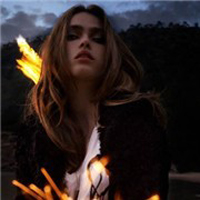 强烈视觉冲击欧美范御姐女生头像_WWW.TQQA.COM