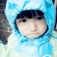 卖萌的孩纸可爱QQ头像_WWW.TQQA.COM