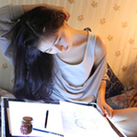 黑发可爱女生头像_WWW.TQQA.COM