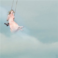 很有爱的情侣头像:一左一右_WWW.TQQA.COM