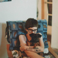 意境风长发女生qq头像:谁知道我们梦归何处_WWW.TQQA.COM