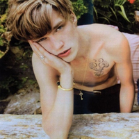 欧美头像男生霸道:为你放下执念_WWW.TQQA.COM