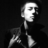 颓废男生黑白头像_WWW.TQQA.COM