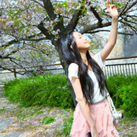 唯美长发女生头像:女生背影长发的优雅永远那么_WWW.TQQA.COM