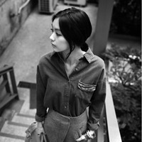 我只能在KTV说爱:伤感颓废黑白女生qq头像_WWW.TQQA.COM