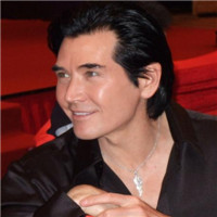 中年男人费翔头像_WWW.TQQA.COM