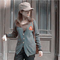 情侣头像一对:一男一女2张分开的_WWW.TQQA.COM