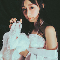 女生优雅安静qq头像:喜欢独自忧伤_WWW.TQQA.COM