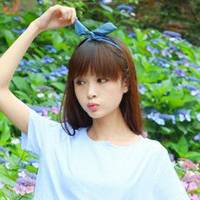 唯美头像小清新:手中花离人泪_WWW.TQQA.COM