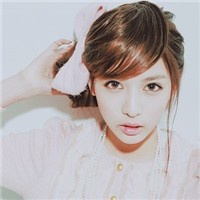 故事里的角色我不适合:唯美头像吧不带字女生_WWW.TQQA.COM