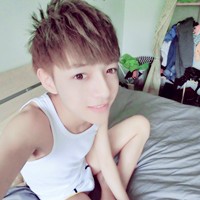 发型很酷的非主流男生QQ头像:爆炸头你值得拥有_WWW.TQQA.COM