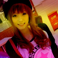 真人情侣头像一左一右_WWW.TQQA.COM