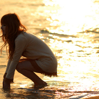 2017情感意境女生头像:许你一世承诺_WWW.TQQA.COM