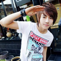 真人情侣头像一左一右_WWW.TQQA.COM