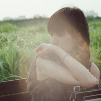 爱情渐渐褪去了颜色:唯美头像吧女头:不愿再见面_WWW.TQQA.COM