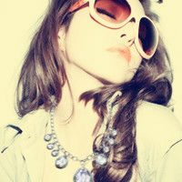 浓妆妩媚欧美女生头像_WWW.TQQA.COM