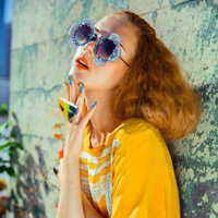 欧美气质复古女头像@_WWW.TQQA.COM