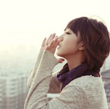 唯美小伤感女生头像_WWW.TQQA.COM