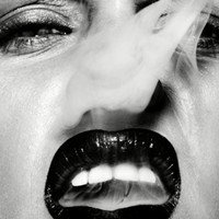欧美女生头像超拽:有一种超拽由内而外_WWW.TQQA.COM