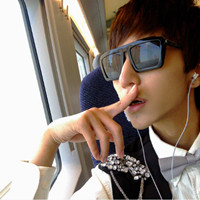 青春少年qq头像_WWW.TQQA.COM