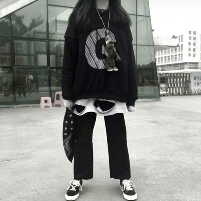 网图女霸气高冷_WWW.TQQA.COM