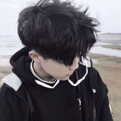 网图男真人头像_WWW.TQQA.COM