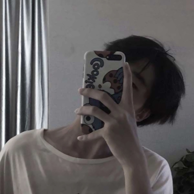 网图男真人头像_WWW.TQQA.COM