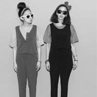 超拽霸气姐妹头像一张2人_WWW.TQQA.COM