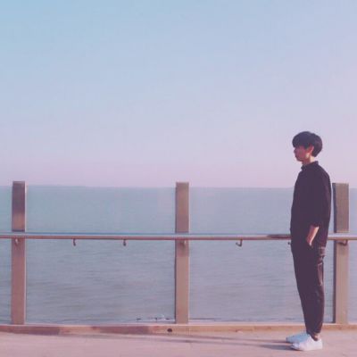 意境情侣头像一男一女一人一张图像大全_WWW.TQQA.COM