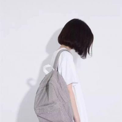 意境情侣头像一男一女一人一张图像大全_WWW.TQQA.COM