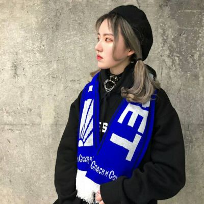 意境情侣头像一男一女一人一张图像大全_WWW.TQQA.COM