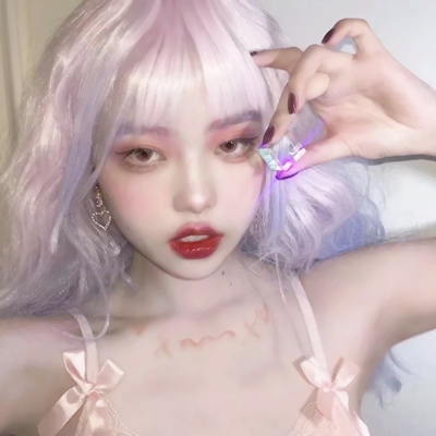 伤感网图女生头像_WWW.TQQA.COM