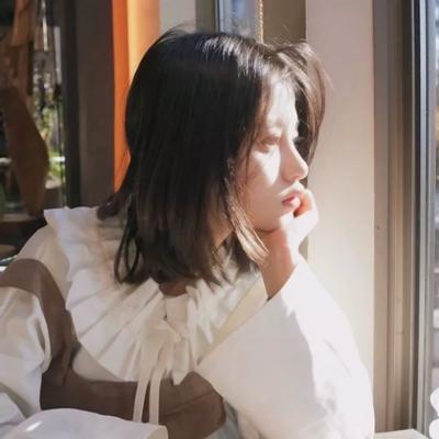 伤感网图女生头像_WWW.TQQA.COM