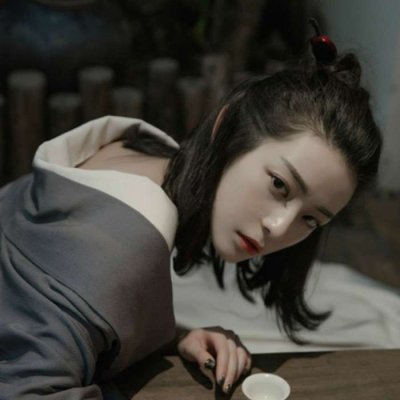 网图女生头像霸气高冷_WWW.TQQA.COM