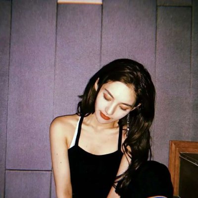 网图女生头像霸气高冷_WWW.TQQA.COM