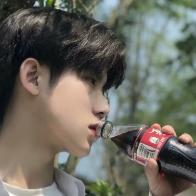 高清帅气的q友乐园男生头像单张精选图片_WWW.TQQA.COM