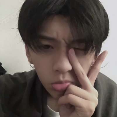 高清帅气的男生照片真实照片头像_WWW.TQQA.COM