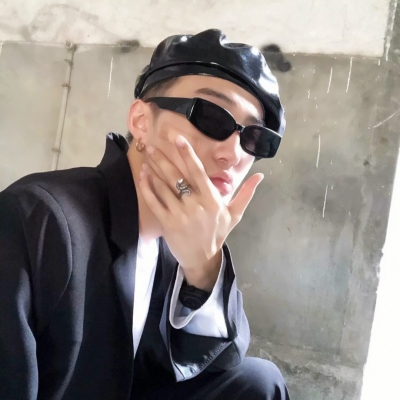 高清帅气的男生照片真实照片头像_WWW.TQQA.COM