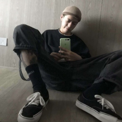 高清帅气的男生照片真实照片头像_WWW.TQQA.COM