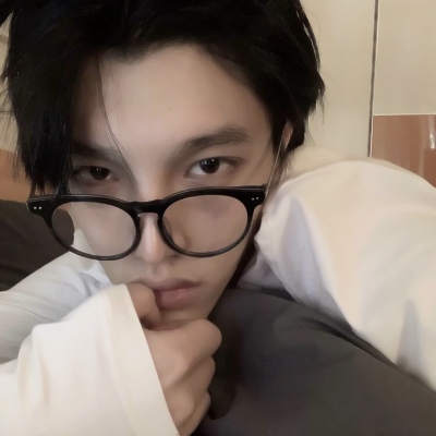 高清帅气的男生照片真实照片头像_WWW.TQQA.COM