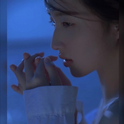 2021痛到心碎的难受的意境头像_WWW.TQQA.COM