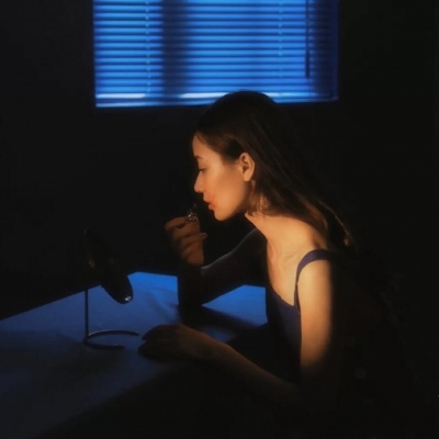 2021痛到心碎的难受的意境头像_WWW.TQQA.COM