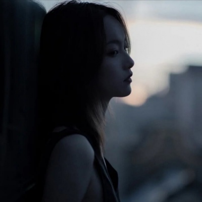 2021痛到心碎的难受的意境头像_WWW.TQQA.COM